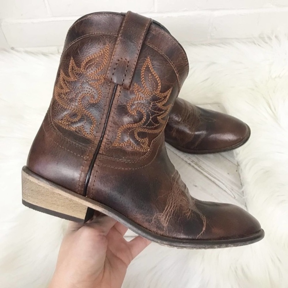 {Dingo} Short Brown Leather Cowboy Boots